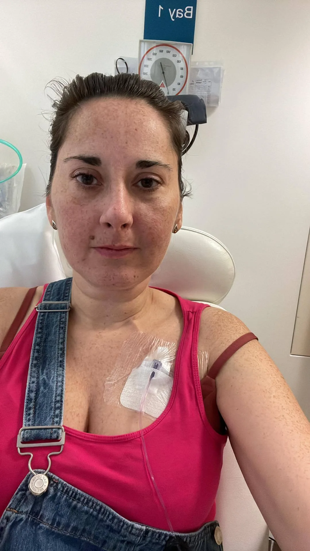 Kasia in hospital, battling liver cancer, being diagnosed with photon therapy.