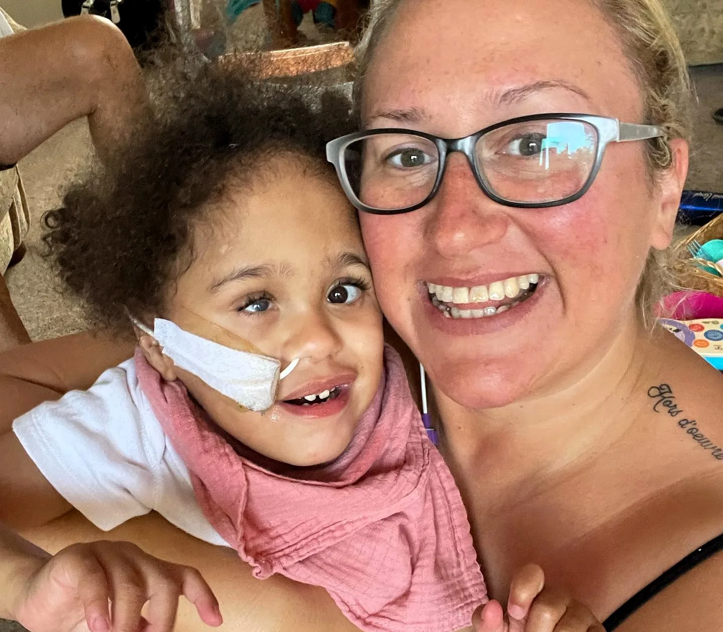 Mum left ‘heartbroken’ as one twin dies and second diagnosed with rare ...