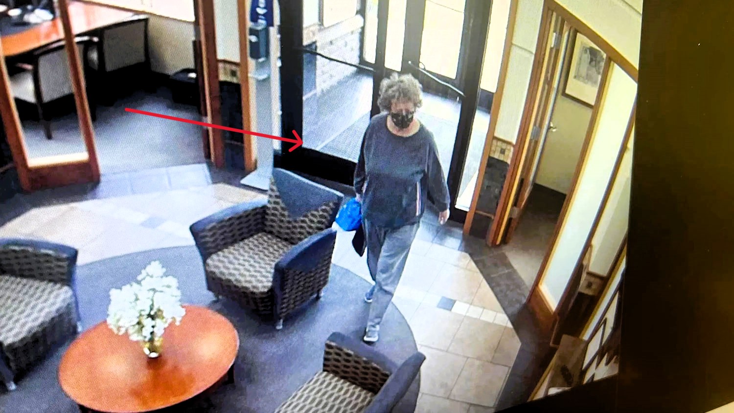 Woman Robs Bank VIDEO: OAP, 74, ‘robs bank’ after falling victim to online scam | Need ...