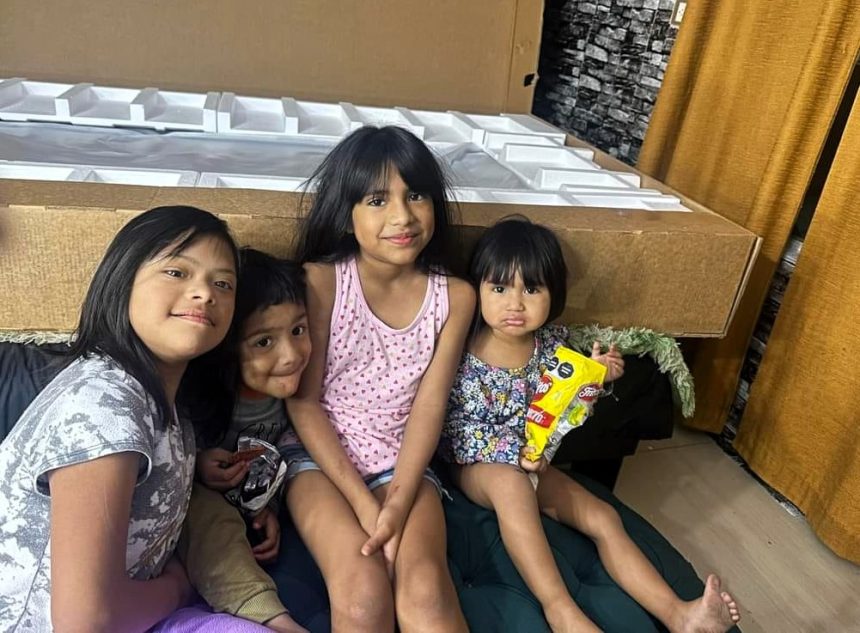 Four children died "hugging each other" in a house fire in Reynosa, Mexico, while their mum was out buying pizza. The blaze was caused by a suspected short circuit.
