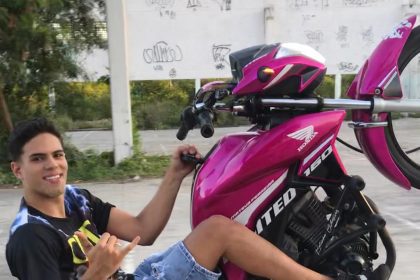 Motorcycle influencer Mateus da Silva Ferreira, 22, was shot dead during a police shootout with criminals in Rio. His family denies his involvement in crime. Investigation ongoing.