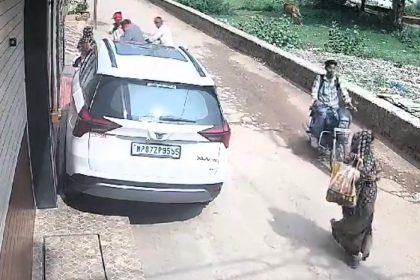 A masked thief shot and killed Anita Gupta, 55, after she refused to hand over her gold necklace outside her home in Gwalior, India. Police are investigating the murder.