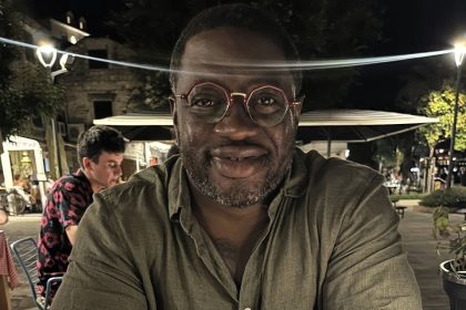 American tourist falls victim to a deadly 'Goodnight Cinderella' scam in Brazil. Suspect Letícia Clara Bento da Silva arrested for robbery-homicide; investigation ongoing.