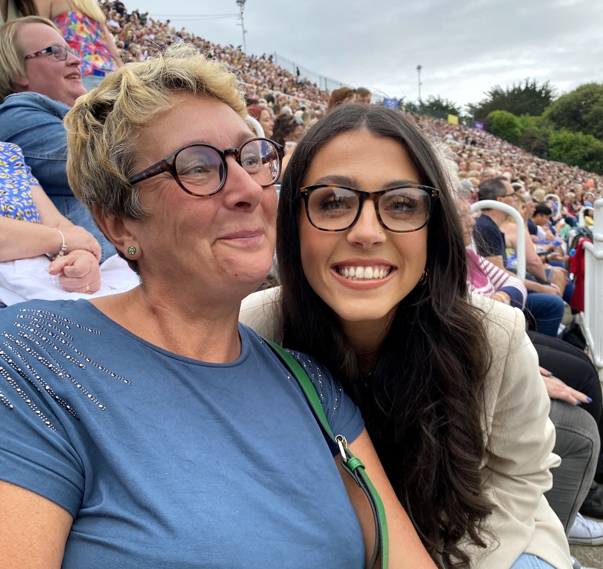 Diagnosed with Huntington's at 27, Charlotte Conn faces a future shaped by a rare brain disease that claimed her grandmother and affects her mother. She raises awareness and funds for a cure.