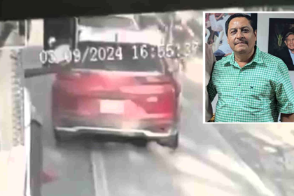 Horror CCTV footage captures armed men kidnapping Mayor Aníbal Roblero Castillo in Mexico. The mayor was forced into a truck in broad daylight as violence escalates.