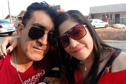 Tragic accident in Brazil as paramedic discovers crash victims are his brother and sister-in-law; local mourning declared as investigation into cause begins.