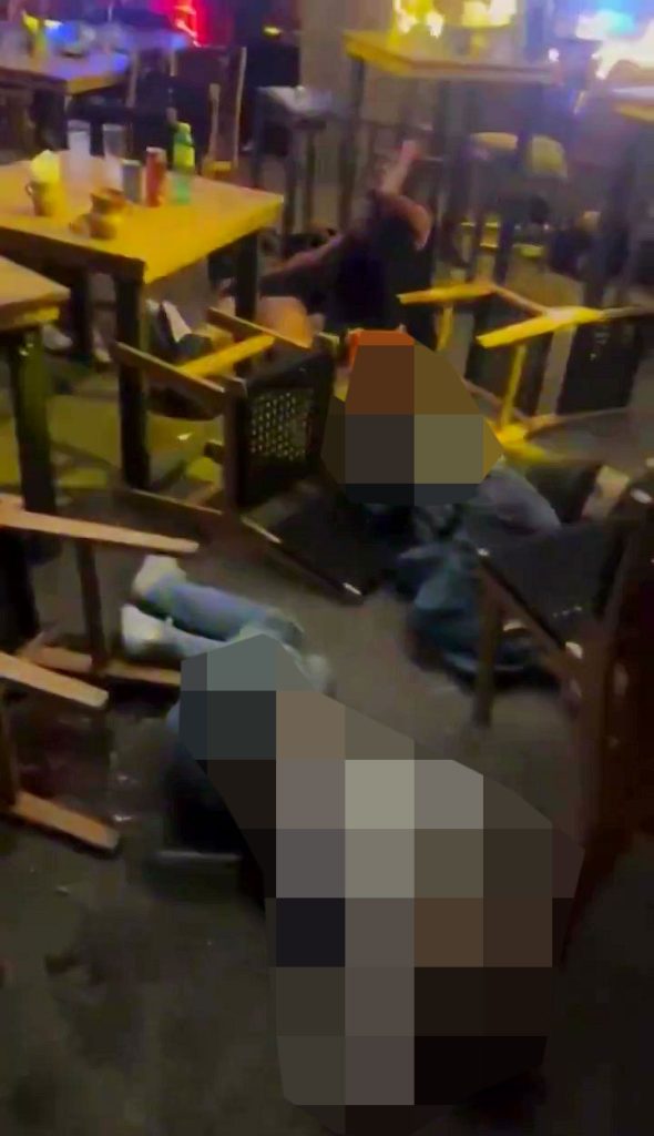 Cartel hitman ‘Skinny Guy’ targeted in bar shooting that killed 10 in Mexico. Suspects linked to a brutal cartel turf war as shocking footage reveals chaos.