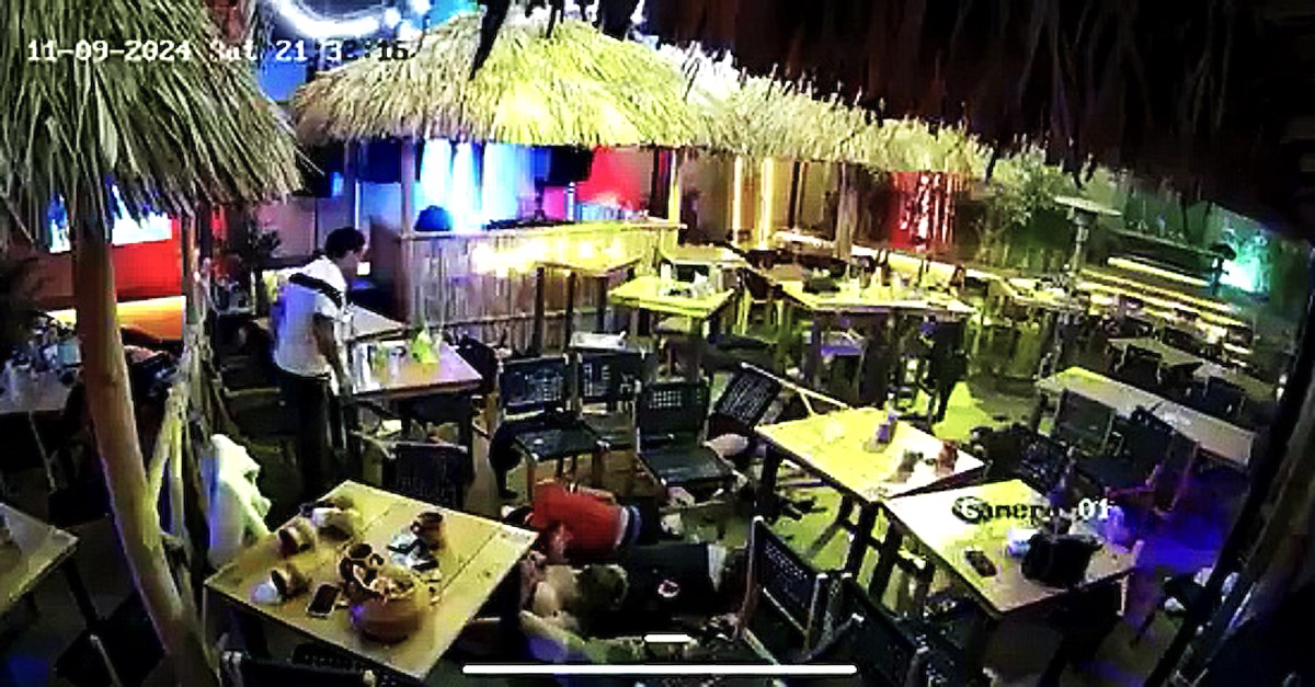 Cartel hitman ‘Skinny Guy’ targeted in bar shooting that killed 10 in Mexico. Suspects linked to a brutal cartel turf war as shocking footage reveals chaos.