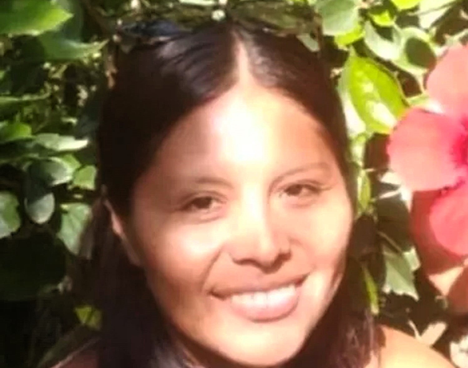 Aspiring nurse Rocío Espinoza Romero, 34, died a hero in Milan after saving her twin toddlers from an oncoming lorry. The driver was arrested for dangerous driving and fleeing the scene.