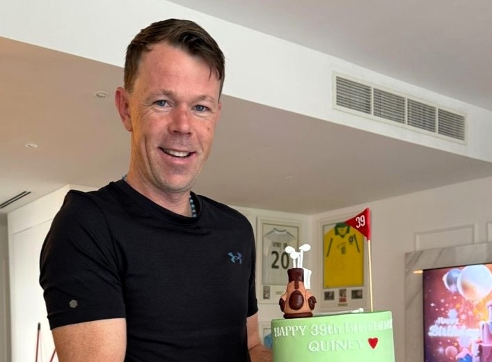 Irishman Stuart Quiney faces jail in Dubai for allegedly sending threatening emojis, highlighting the UAE's strict cybercrime laws. The dispute stems from a personal belongings conflict.