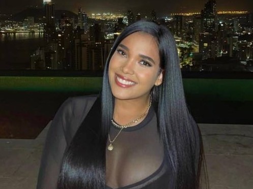 A Panamanian politician has been arrested for allegedly fatally shooting his 22-year-old girlfriend and dumping her body on a motorway. He claims the gun discharged "accidentally."