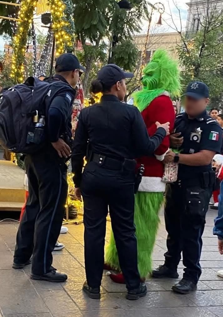 Santa Claus and the Grinch were arrested after fighting over tips at a Christmas show in Mexico, leaving stunned families calling for better event management.