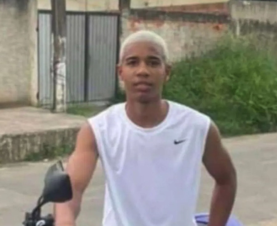 Teen footballer Kauan Pereira, tragically shot in Brazil, becomes a hero as his donated organs save lives. Investigation into the shocking incident is ongoing.