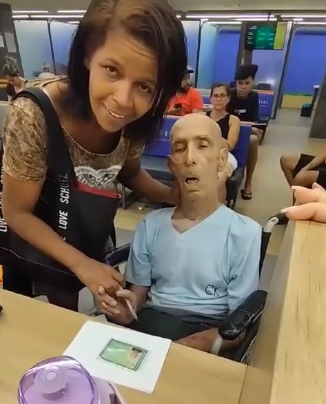 Grieving son stuns onlookers by wheeling his deceased mother through the streets of Rio de Janeiro, sparking outrage and raising questions about social support systems.