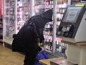 Two thieves stole wine from a Sainsbury’s in Wapping, London, the second raid on the store in two weeks. Shoppers filmed the brazen act as staff watched helplessly.