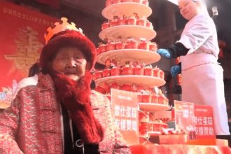 A 124-year-old woman credits her longevity to eating lard daily, staying active, and maintaining simple routines. Could Qiu Chai be the world's new oldest person?