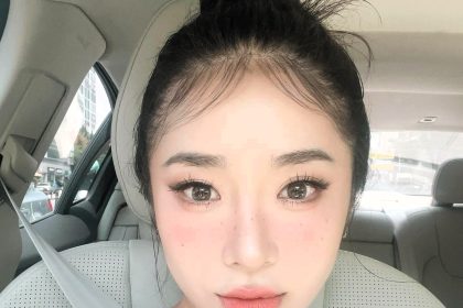 Yoga influencer Lee Yoo-joo, 35, has died after posting a cryptic message online. The Seoul-based instructor had previously shared struggles with exhaustion and mental health.