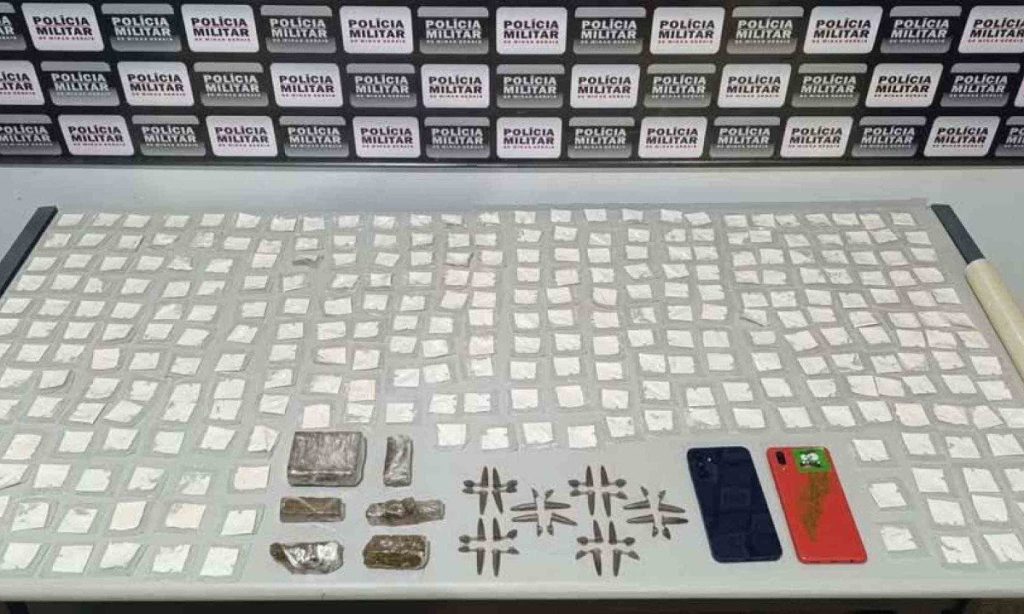 Four-year-old girl hands out cocaine to classmates, thinking it was sherbet. Incident in Rio de Janeiro sparks investigation after 16 packets were found. One arrest made.