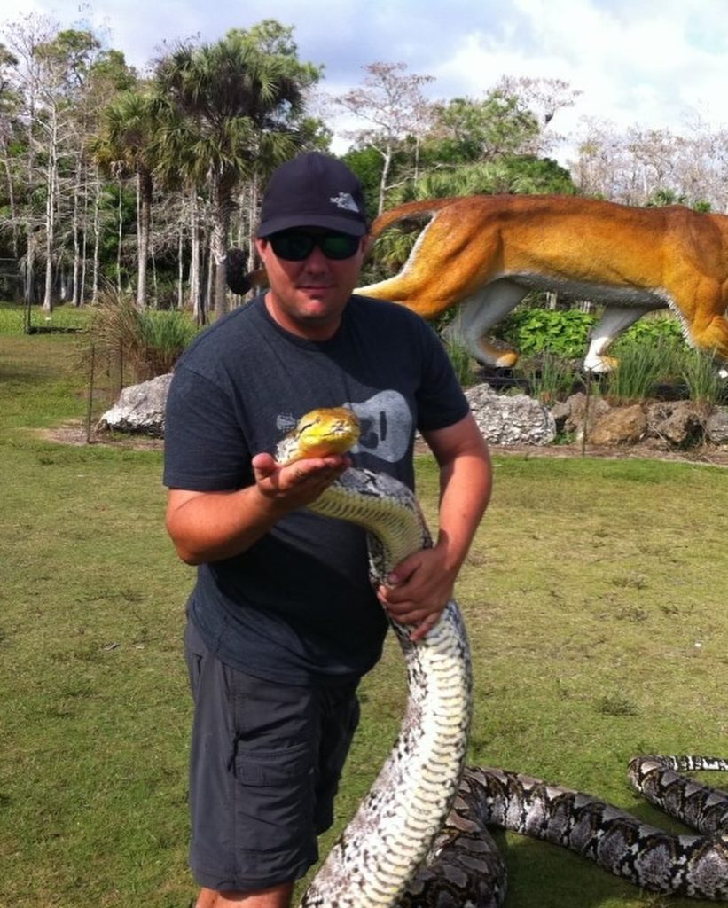 Goldie, the world’s ‘largest’ snake in captivity, dies ‘aged 35’ | Need ...