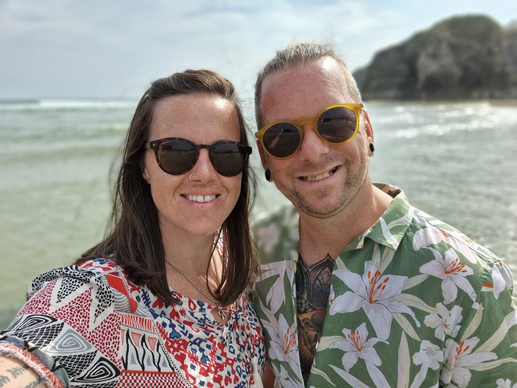 Hooked on energy drinks, a UK man lost multiple teeth and flew to Turkey for a £9K smile makeover. Now confident and warning others, he’s ditched the cans for good.