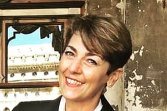 Anna Rita Panebianco, manager of Venice's historic Caffe Florian, tragically died after a motorboat crash in a lagoon near Torcello, leaving her community heartbroken.