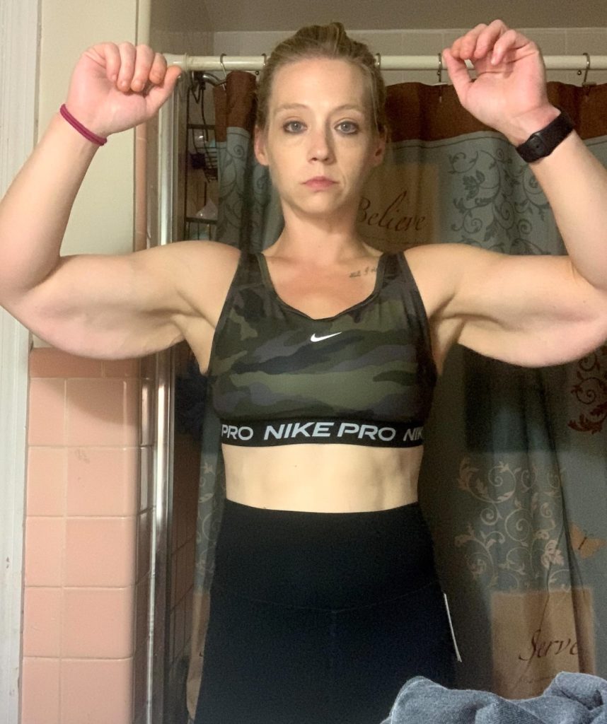 Woman with lipedema avoids £40,000 surgery by transforming her body naturally - Sarah Whitlow ditches carbs and lifts weights to fight painful fat disorder