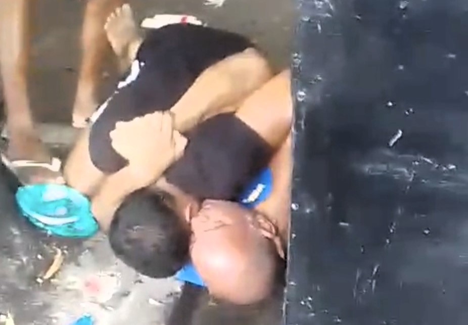 A street fight in Belém, Brazil, turned gruesome when a man dubbed a “Mike Tyson fan” bit and tore his rival’s ear, echoing Tyson’s infamous 1997 incident.