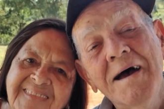 Married for 74 years, Odileta and Paschoal de Haro died 10 hours apart in the same room - a touching end to a lifelong love story that began as teens in Brazil.