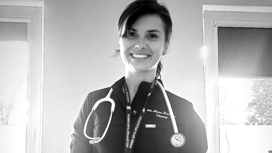 Beloved Polish surgeon Anna Zaremba, nicknamed Dr Pocahontas, tragically died in her sleep after a shift, leaving colleagues and patients heartbroken by her sudden loss.