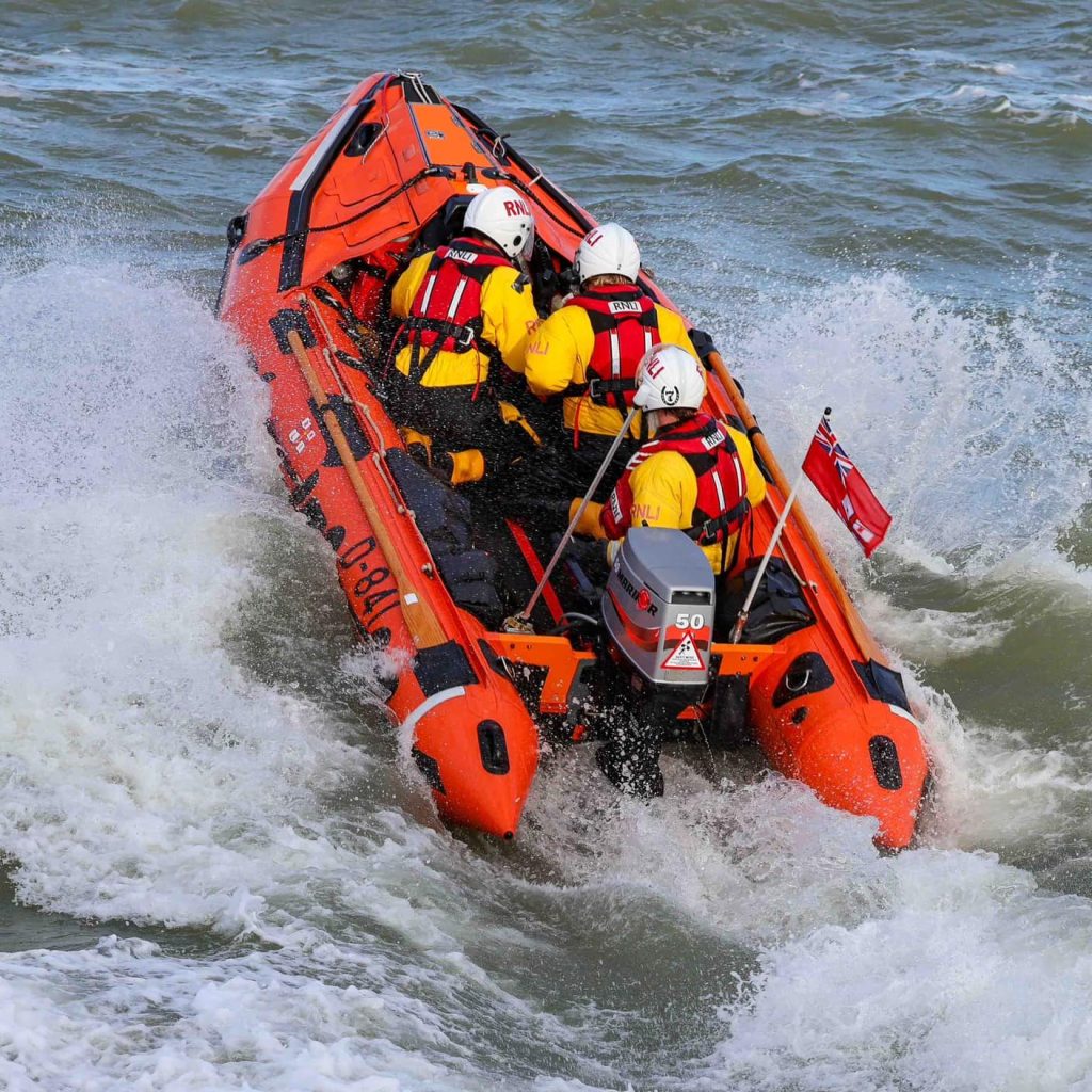 A heroic dog helped keep injured crew warm during a dramatic six-hour rescue from a disabled yacht off Kent - staying calm as lifeboats and a helicopter responded.
