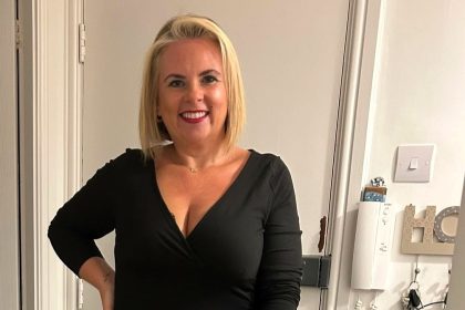 A mum lost five stone with gastric band hypnosis instead of surgery - ditching cravings and diets for good while becoming a hypnotherapist to help others do the same.
