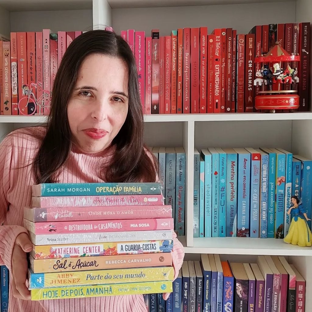 Book influencer Tais Bruna de Castro stabbed over 20 times by colleague in Brazil food hall - suspect allegedly angry over rejection and job transfer.