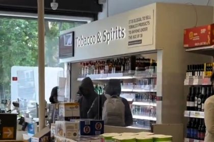Thieves raided a Clapham Sainsbury’s in broad daylight, looting booze and cigarettes as stunned shoppers and staff looked on. Police are now investigating the incident.