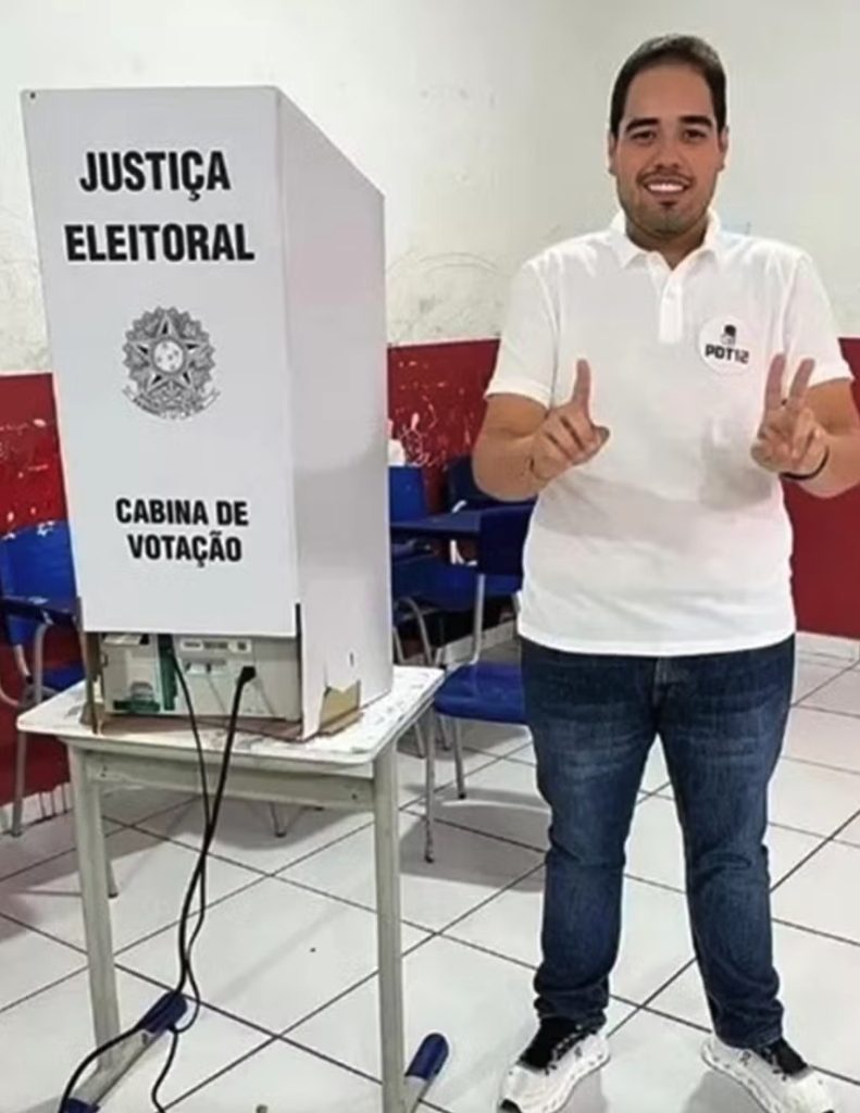Brazilian mayor João Vitor Xavier allegedly shot officer Geidson da Silva after a dispute over headlights at a rodeo - the officer later died and the mayor claims self-defence.