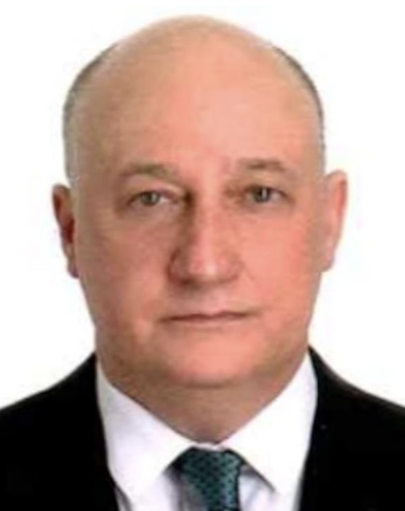 Retired judge Fernando Rodrigues Júnior accused of fatally hitting cyclist while driving drunk with naked woman on lap after nightclub visit in Brazil. Investigation ongoing.