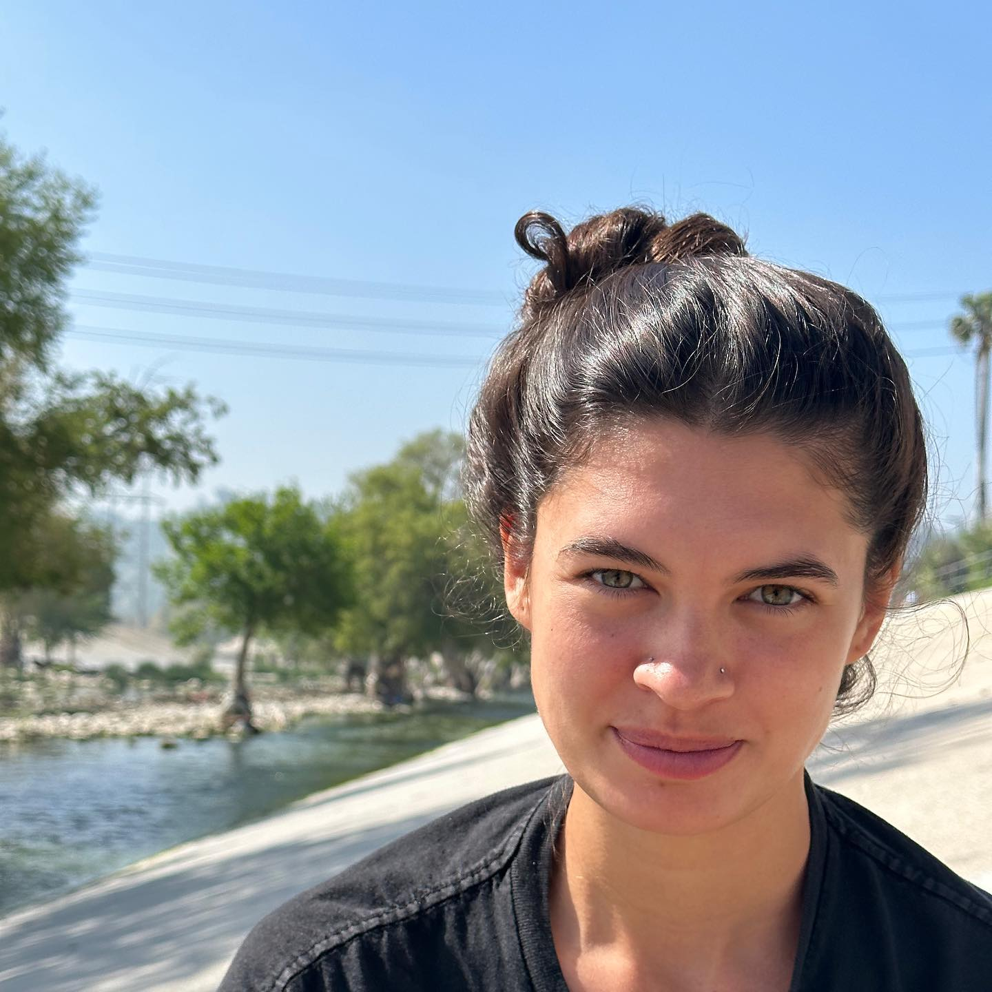 After predicting her father's death through spiritual "downloads," Alysa Conger embraced her psychic abilities. Now a medium, she helps others connect with lost loved ones.