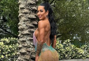Bodybuilder Graciella Carvalho crushes myth that workouts kill sex drive - says intense training boosts her libido, energy, and confidence while keeping her healthy.