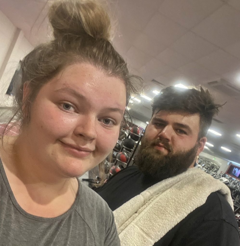 Couple shed 24st after gastric sleeve and tummy tuck surgeries in Turkey - swapping wedding and house savings for life-changing health transformation and happiness.