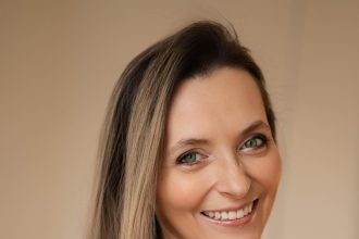 Dr. Anita Samek-Krymkowska, a respected Polish gynaecologist, and her seven-year-old son tragically died in a bus crash in Egypt while on holiday. The crash killed three passengers, and seven others were injured.