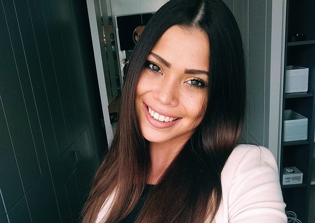 Ivana Smit’s 2017 death after a drug-fuelled night with a couple in Kuala Lumpur is now being re-investigated as murder. Her mother won £195K in a lawsuit over the probe.