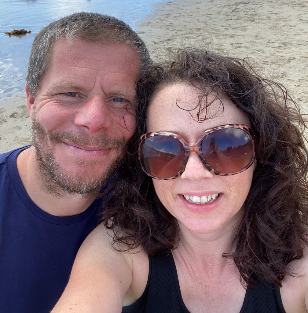 Heroic rescue as 18-year-old horse Gem is freed from bog in Siddington using specialist kit and tractor - fire crews and vet ensure she escapes without injury.