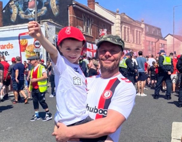Dad’s stress blamed on wedding duties was deadly brain cancer - Lee Parker’s glioblastoma battle inspired fundraising walks raising thousands for vital research and hope.