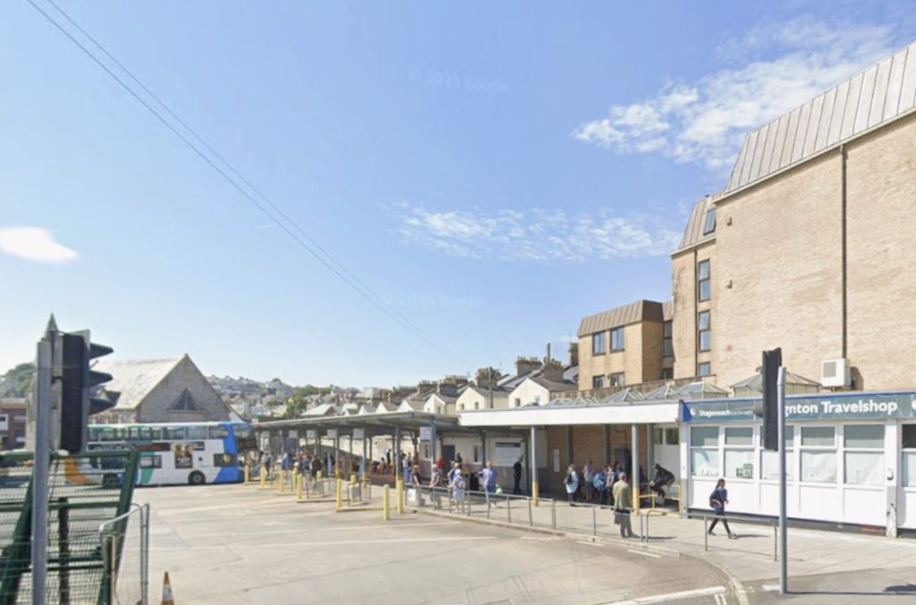 Police left stunned after lost wallet in Paignton revealed drugs and paraphernalia alongside ID. Officers jokingly invite owner for a ‘5-star stay’ ending with court trip.