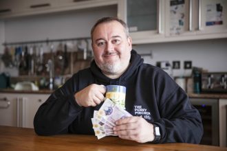 Money-saving expert Al Baker shares clever heating hacks for parents, from hot teddies to smart plugs, helping families cut energy bills as prices rise this winter.