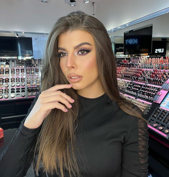 Heartbreak in Sarajevo as newlywed influencer Adna Rovčanin-Omerbegović dies two days after wedding - 26-year-old bride fell into coma on wedding night, cause unknown.