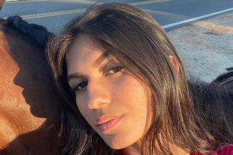 Teen beauty queen Gabrielly Moreira tragically died after a night out in Brazil. Mystery surrounds her sudden collapse as family and friends seek answers and honor her life.