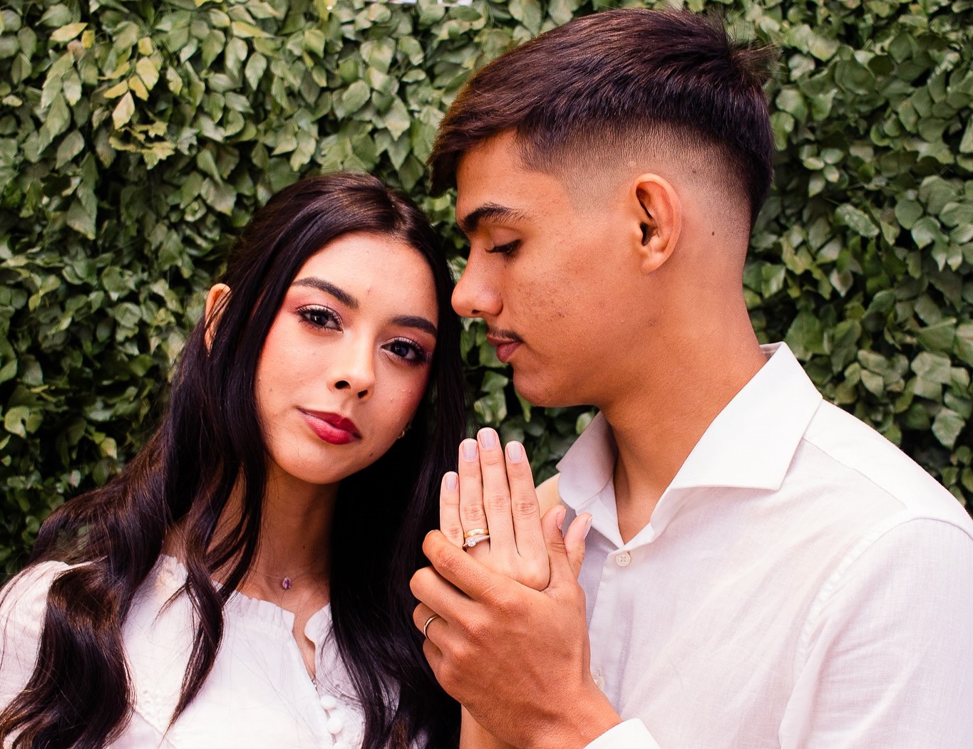 Teen newlyweds tragically die in a motorbike crash with a suspected drink driver in Brazil. The young couple had just married weeks before as investigations continue.