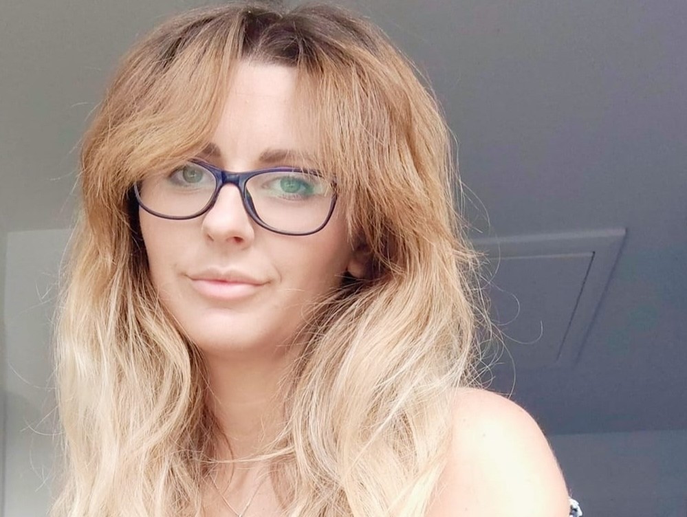 Brave mum Carla Blanksby went through menopause in her twenties to cure crippling PMDD pain - now she has the body of a 50 year old but says life feels brand new.