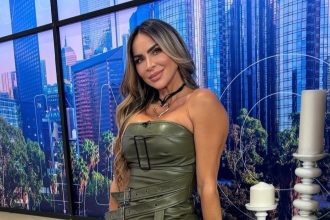 Actress Aylín Mujica revealed she’s suffering from broken heart syndrome after a breakup - the stress-induced condition mimics a heart attack and causes chest pain and fatigue.