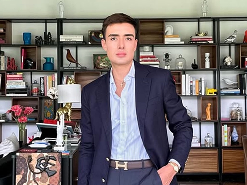 Celebrity hairstylist Miguel Ángel de la Mora Larios, known as Micky Hair, was shot dead outside his Mexico City salon days after filing a restraining order against a former friend.